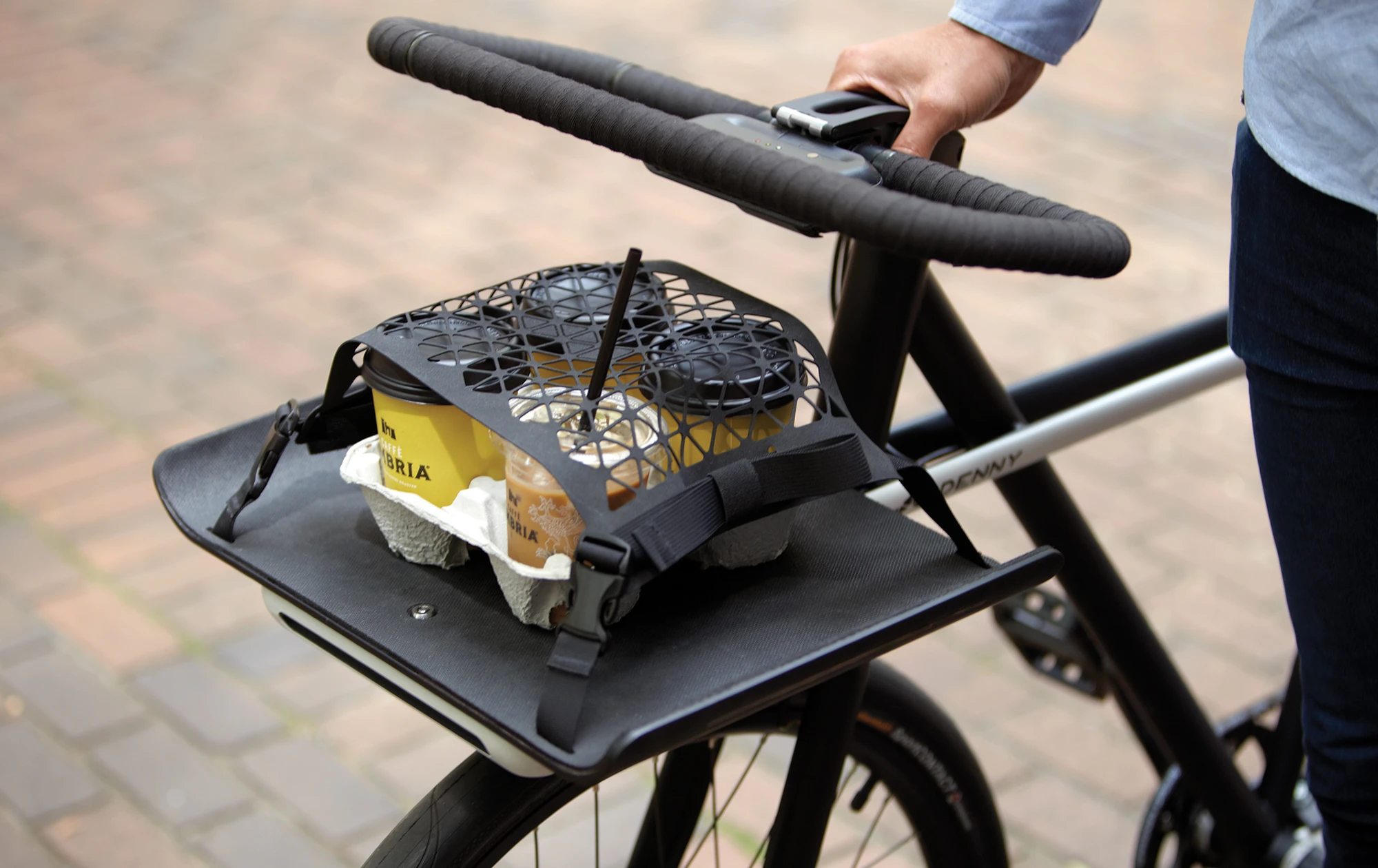 The Denny's integrated front rack