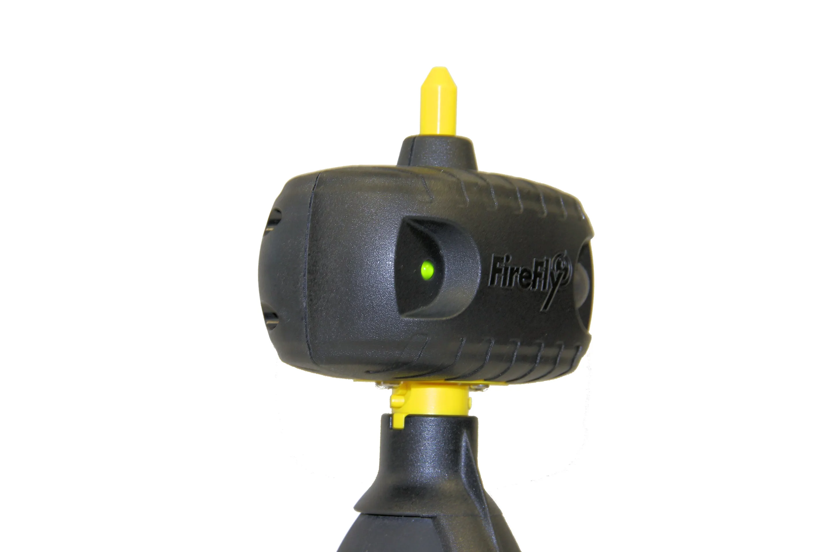 Powered by a 9-volt battery, the device sits between a traditional air bulb and a nozzle which is inserted into the body of the camera