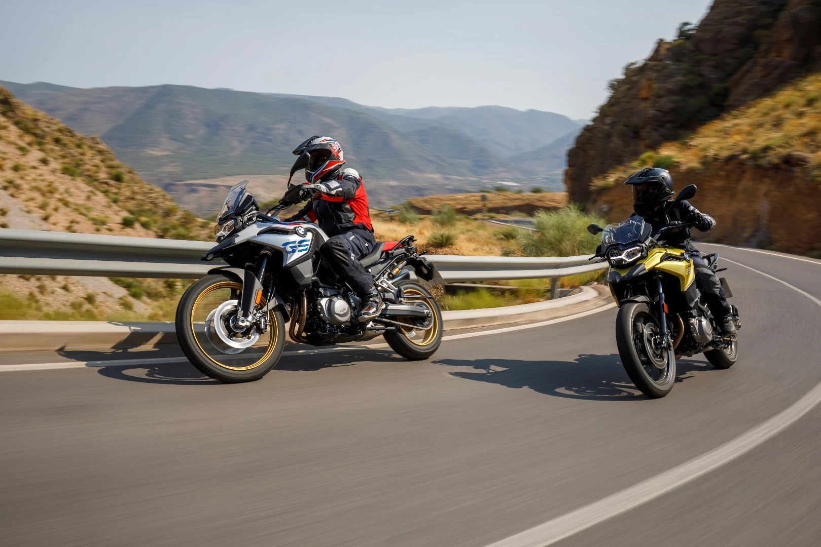 The F 750GS is more road orientated while the F 850GS more suited to the rough stuff