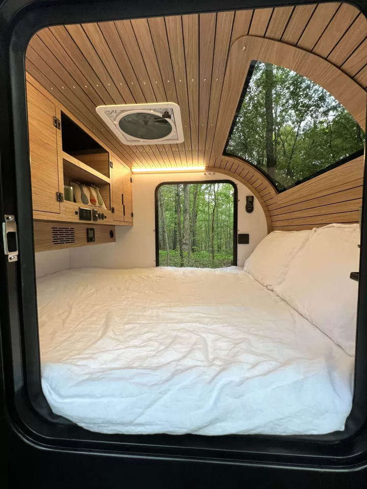 The Vega 2.0 features a large overhead skylight
