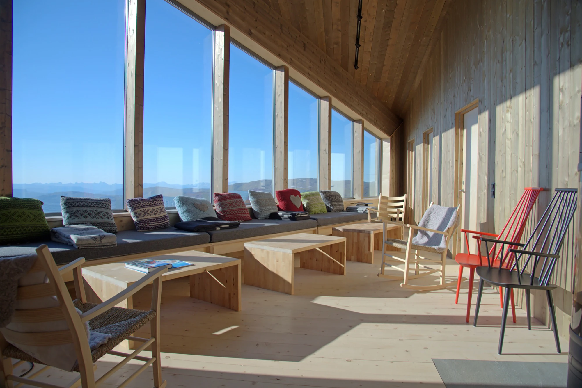 The Rabot Tourist Cabin is one of many official DNT (Norwegian Trekking Association) cabins scattered around the country (Photo: Svein Arne Brygfjeld)