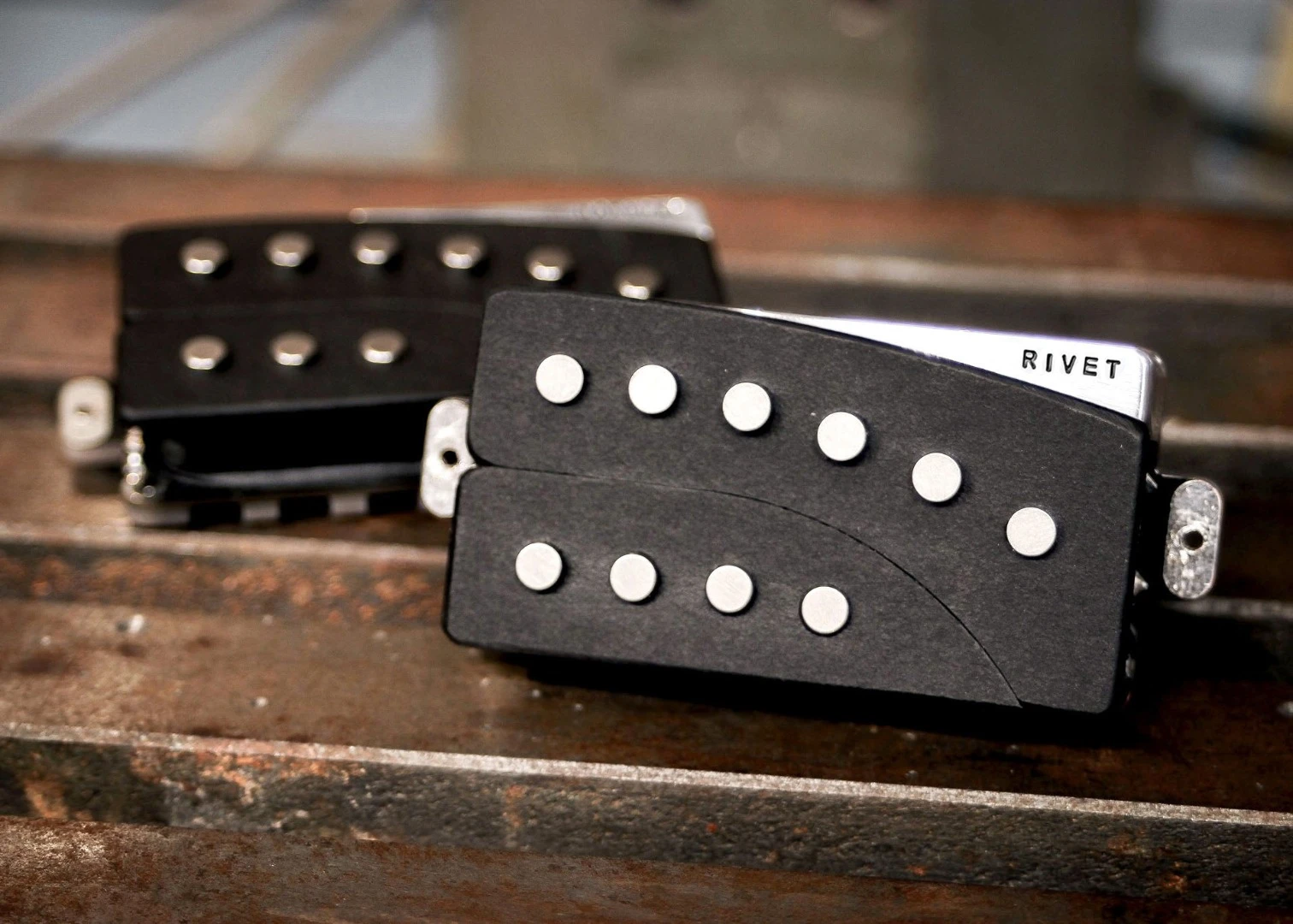 The Rivet pickups are hand-made by David Petschulat and son Sam