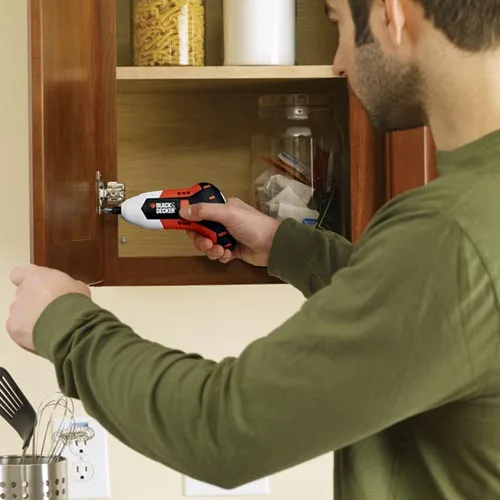 A one quarter turn to the right starts the screw tightening process, with the speed of the bit increasing up to 180 RPM as the user rotates further from the vertical off position