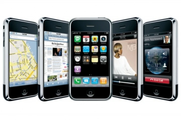 16GB iPhone released