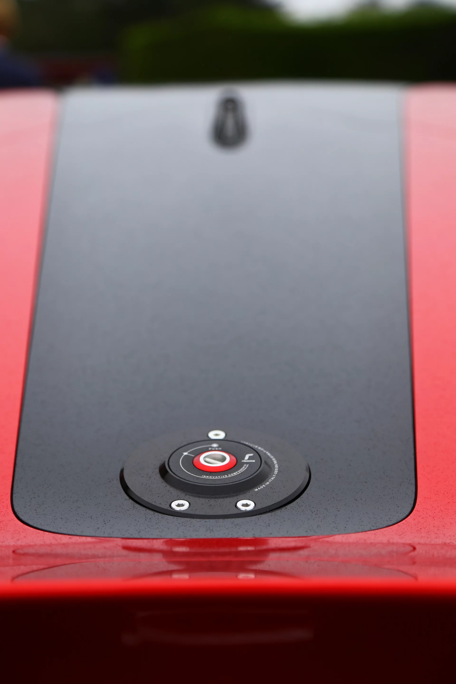 Icona Vulcano features engine options of your size and horsepower, plus optional electric motor add-ons of your choice (Photo: Angus MacKenzie/Gizmag.com)