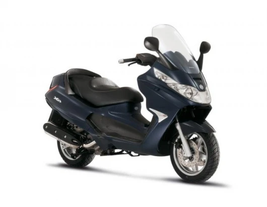 Piaggio X8