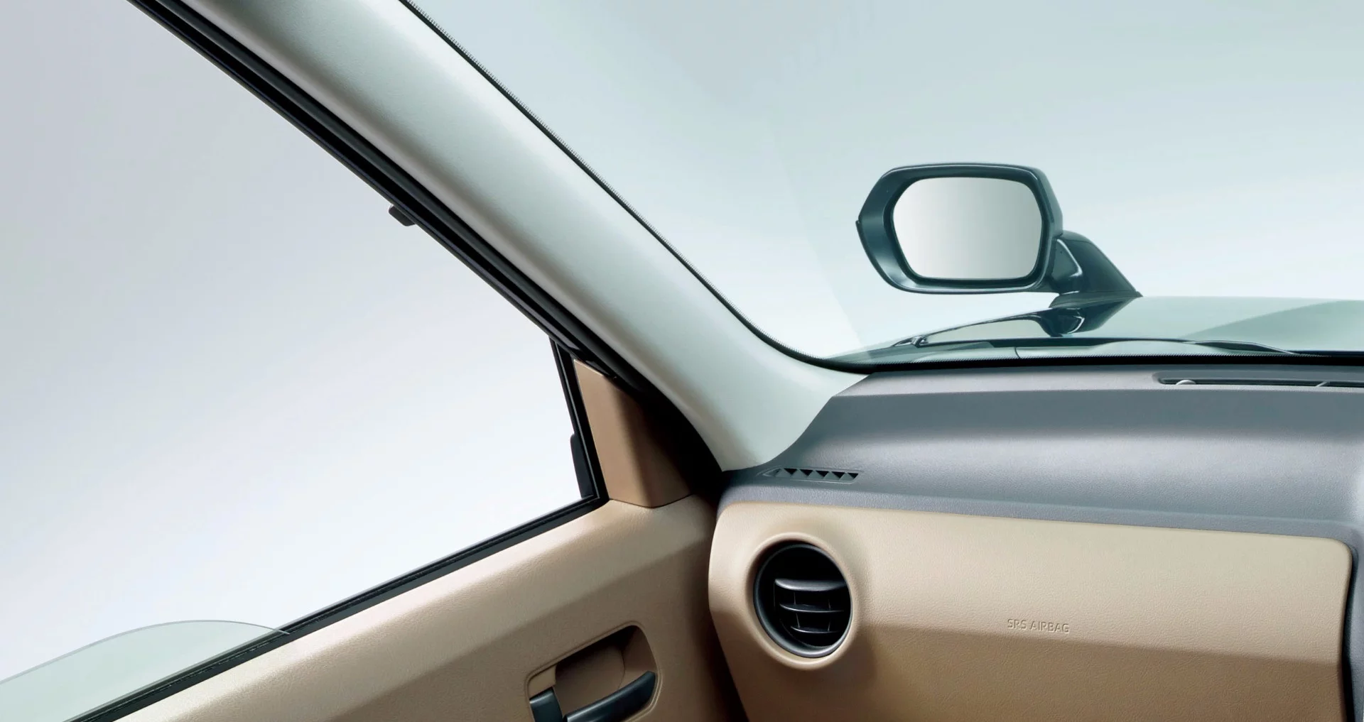 Changes to the pillars and moving the side mirrors towards the fenders helps improve driver visibility in the JPN Taxi