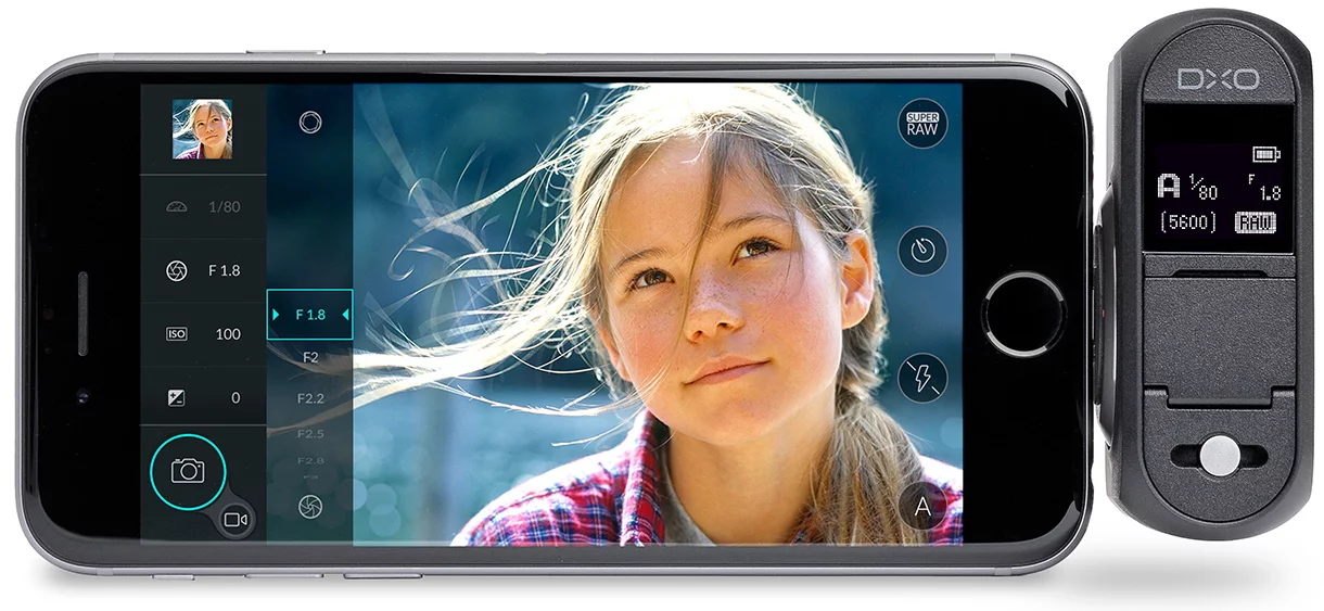 Images are stored in RAW format on the DxO One's own microSD card, although jpegs can also be saved on the phone's camera roll and then shared via social media