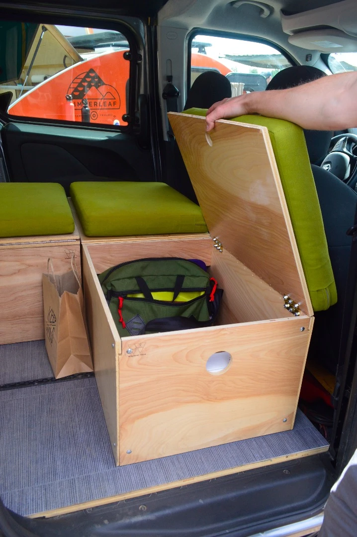 Front bench storage