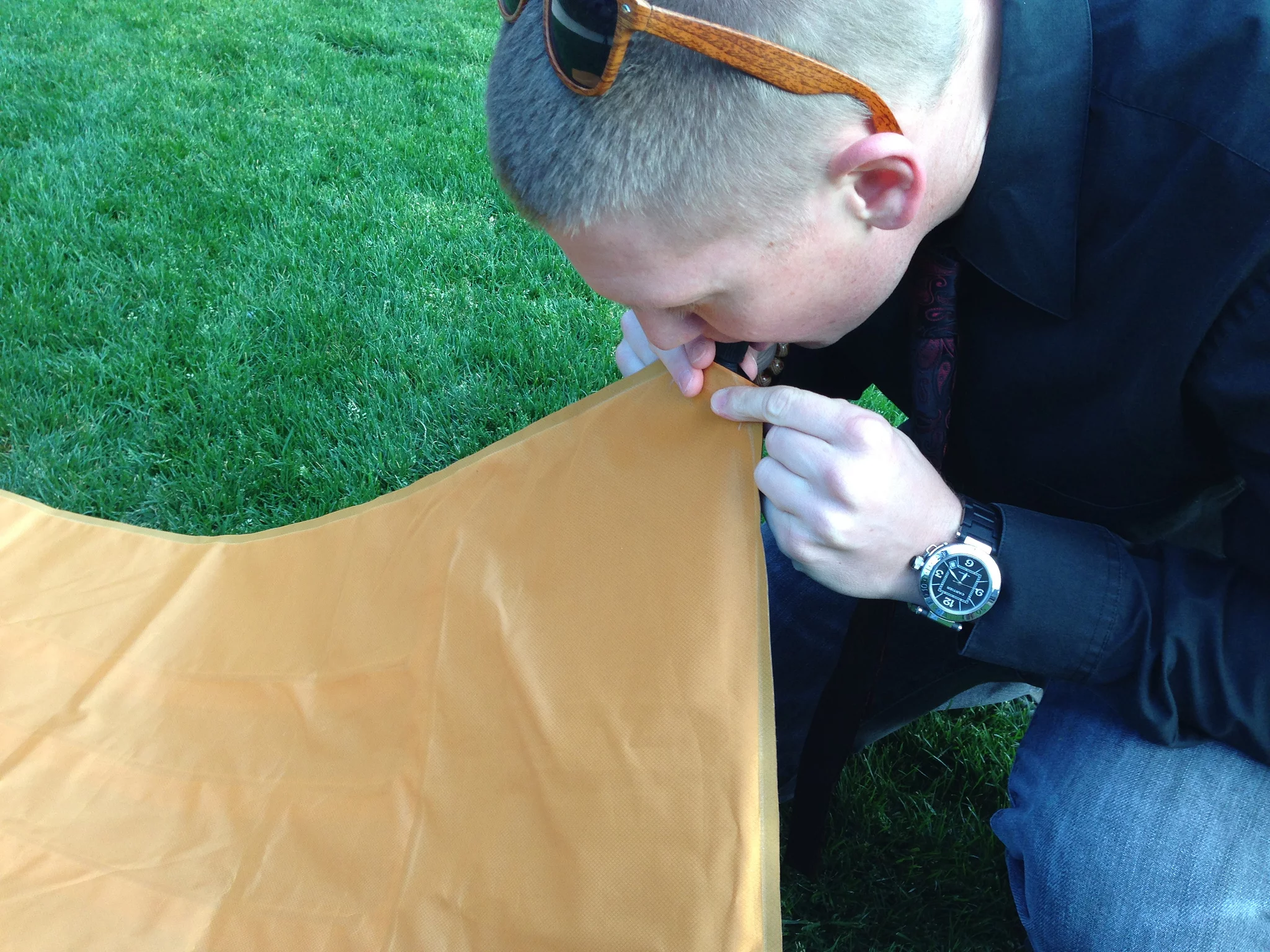 Forcing air into a conventional valve makes inflating an air bed very hard work