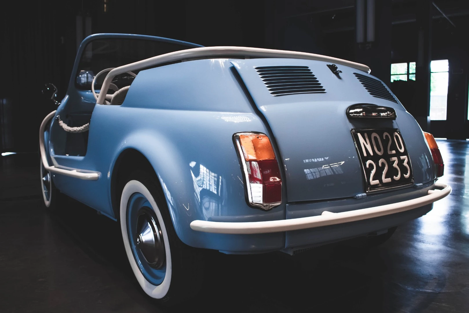Original front and rear lights (with the addition of LED front lamps) were maintained