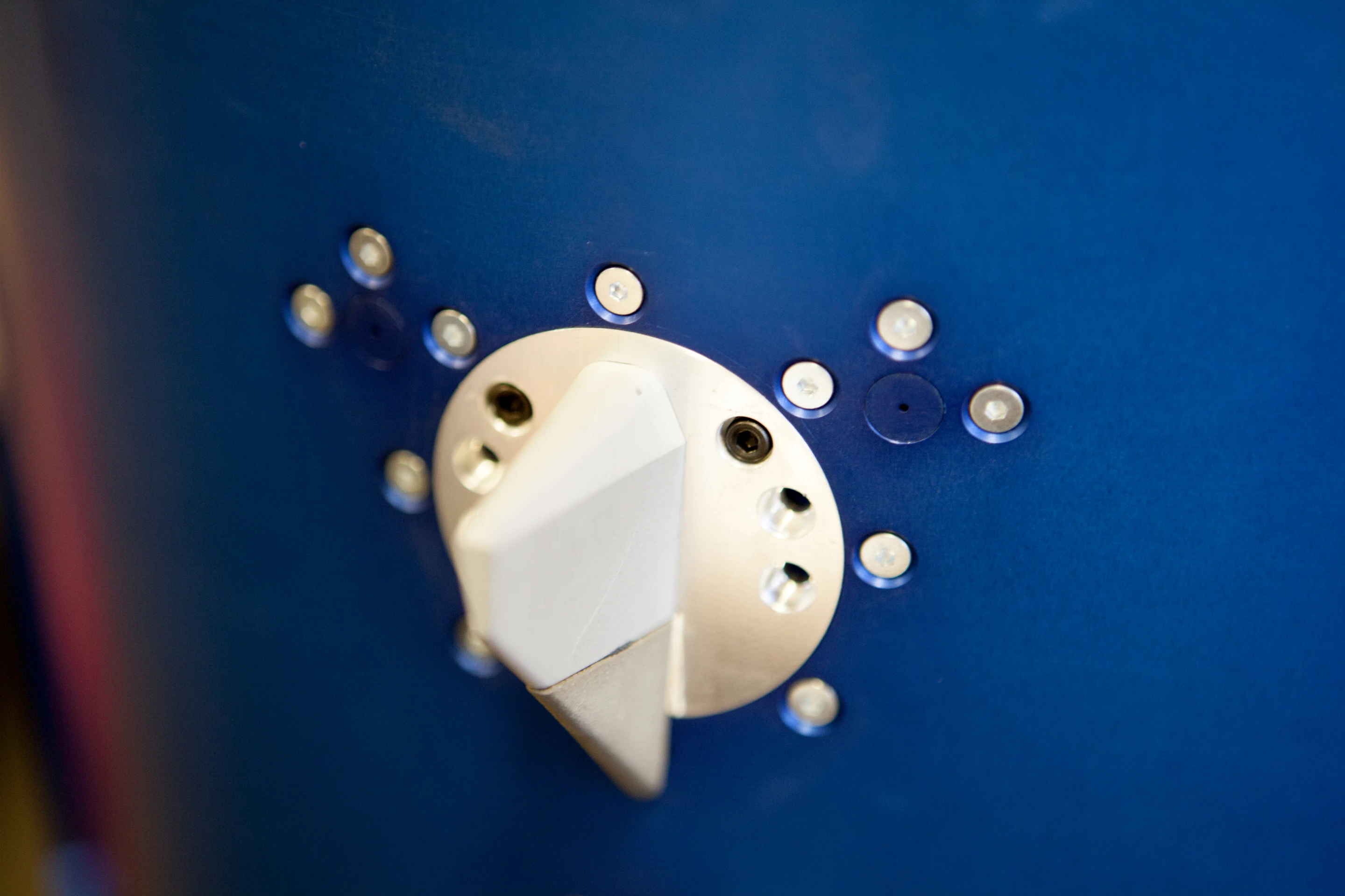 Scramjet device showing ceramic plate