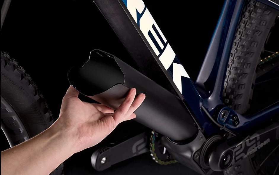 Swap the e-drive out for the hollow sleeve, and you gain a lighter, unassisted E-Caliber mountain bike