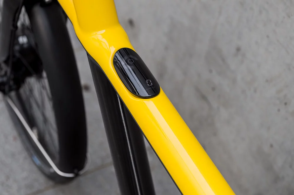 Amongst the Electrified X's more interesting features is a built-in lock, which can be unlocked using either an app on the user's smartphone, or via fingerprint recognition on a touchpad located on the top tube