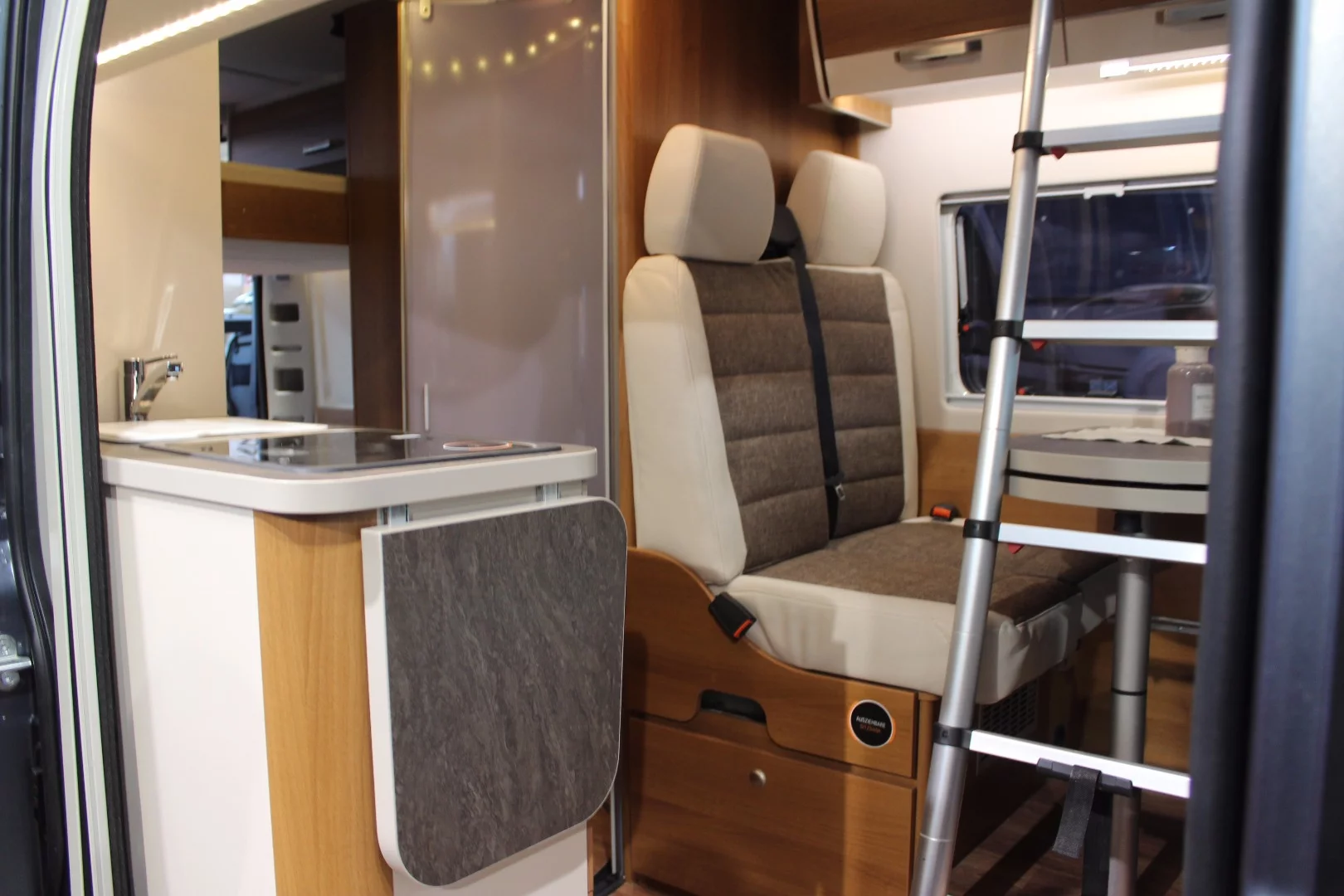 This VanTourer 600 D includes the pop-up roof