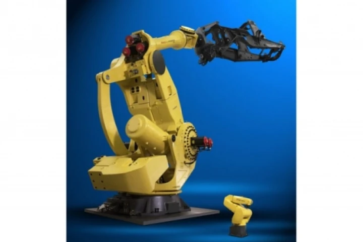 “The M-2000iA is the world’s largest and strongest six-axis robot,” said Rich Meyer, product manager, FANUC Robotics. “It has the longest reach and the strongest wrist – surpassing all other six-axis robots available today."