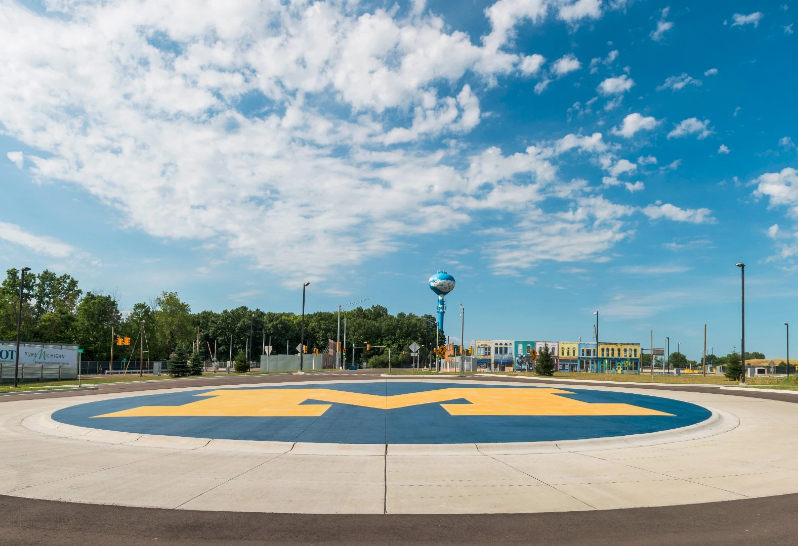 Mcity provides numerous types of roads for autonomous vehicles to navigate, including this large roundabout area