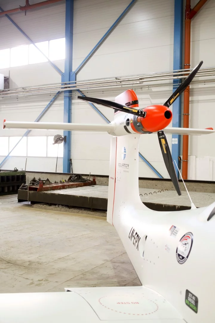 The P2 Xcursion also has a Wankel diesel engine