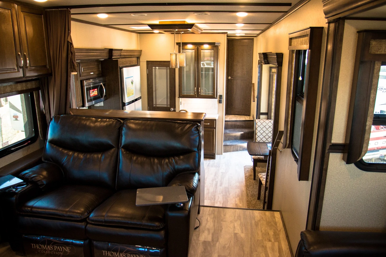 Inside the 2018 Solitude Fifth Wheel