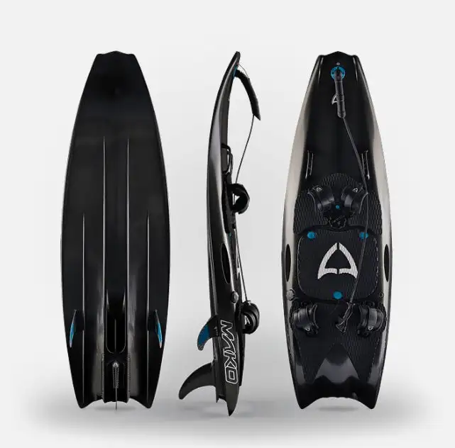 The Mako Slingshot features carbon fiber construction and a two-stroke engine