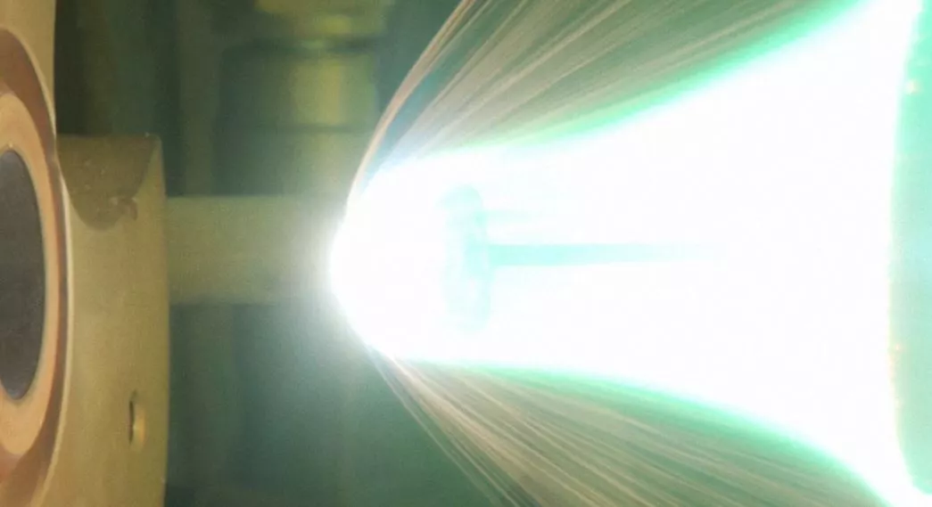 The color of the meteors is controlled by the alloy in the pellets