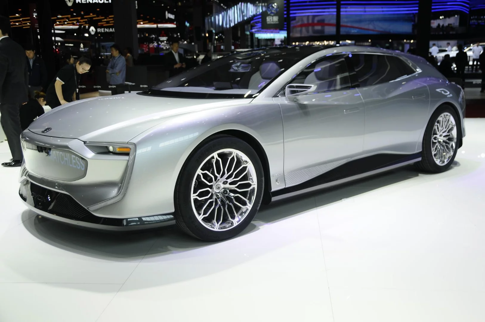 Gyon presents a sporty electric estate with the Matchless concept