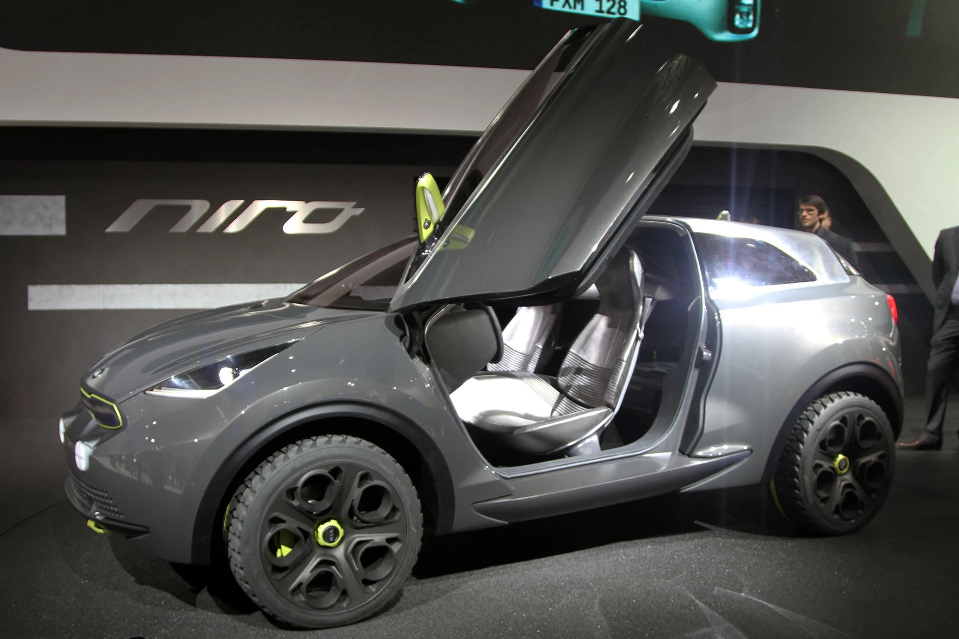 Niro's unique dihedral butterfly doors swing up and over the roof line allowing easy access to the cabin (Photo: Gizmag.com)