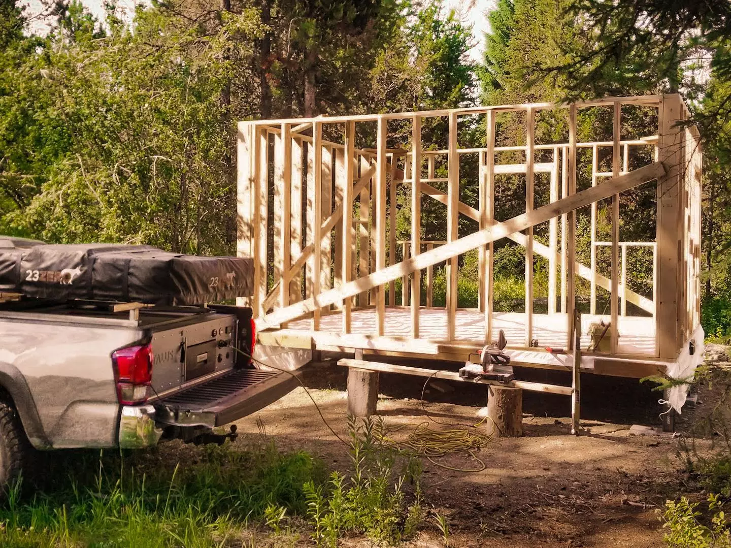 Tapping into that 200-Ah battery to run power tools