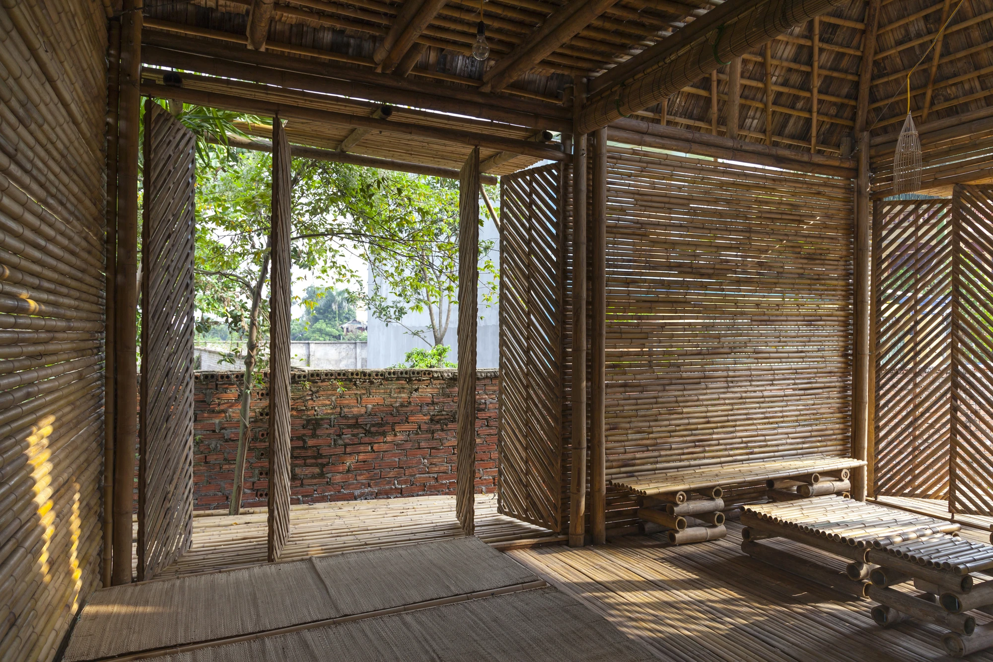 The ground floor features a living room, bedroom, bathroom, WC, and kitchen (Photo: Doan Thanh Ha)