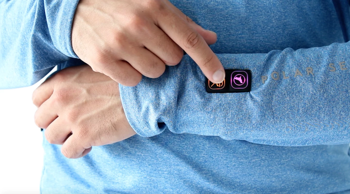 The buttons on the sleeve of the PolarSeal are shockproof