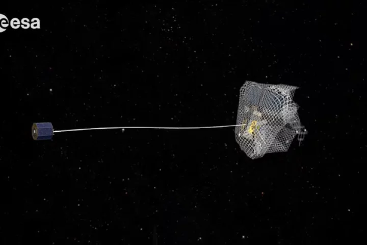 Netting a satellite (Image: ESA)