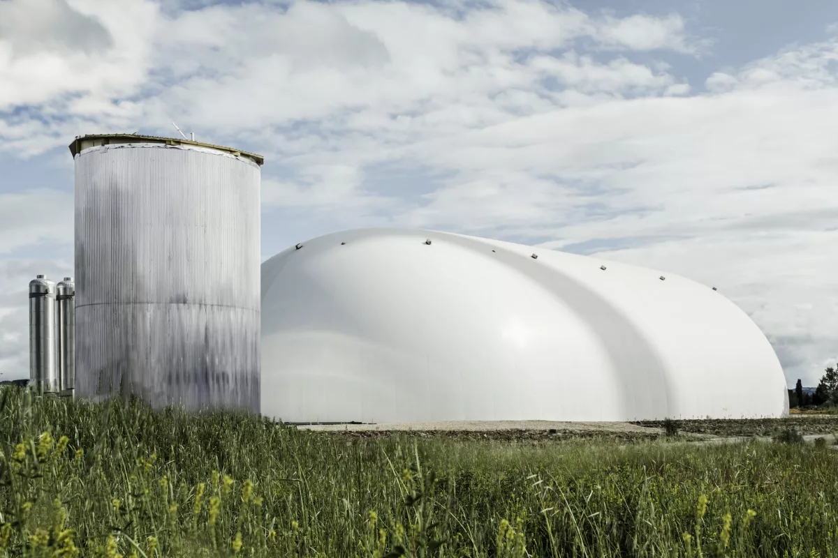 A year and a half ago, Energy Dome wasn't even a company. Now, it's built a 2.5-megawatt, 4 MWh pilot renewable energy storage system based on a fascinating CO2 battery technology that promises to be less than half the cost of lithium batteries