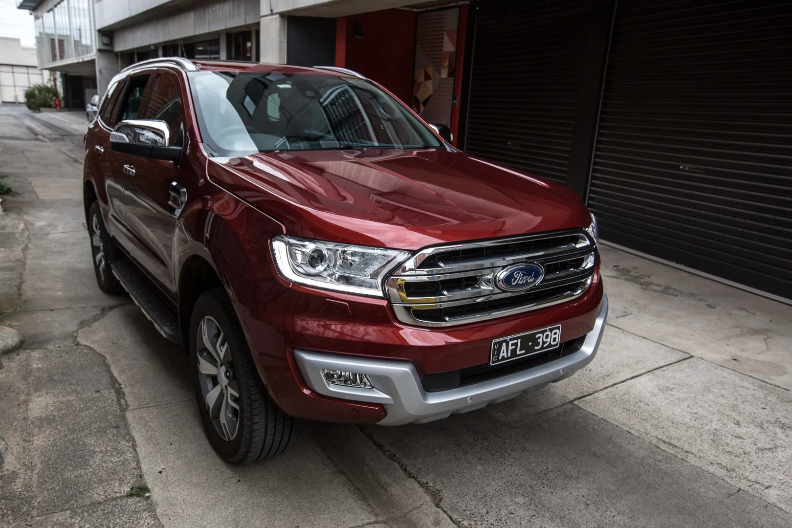 Ford Everest: The 6-speed auto transmission makes good decisions in stop-start driving