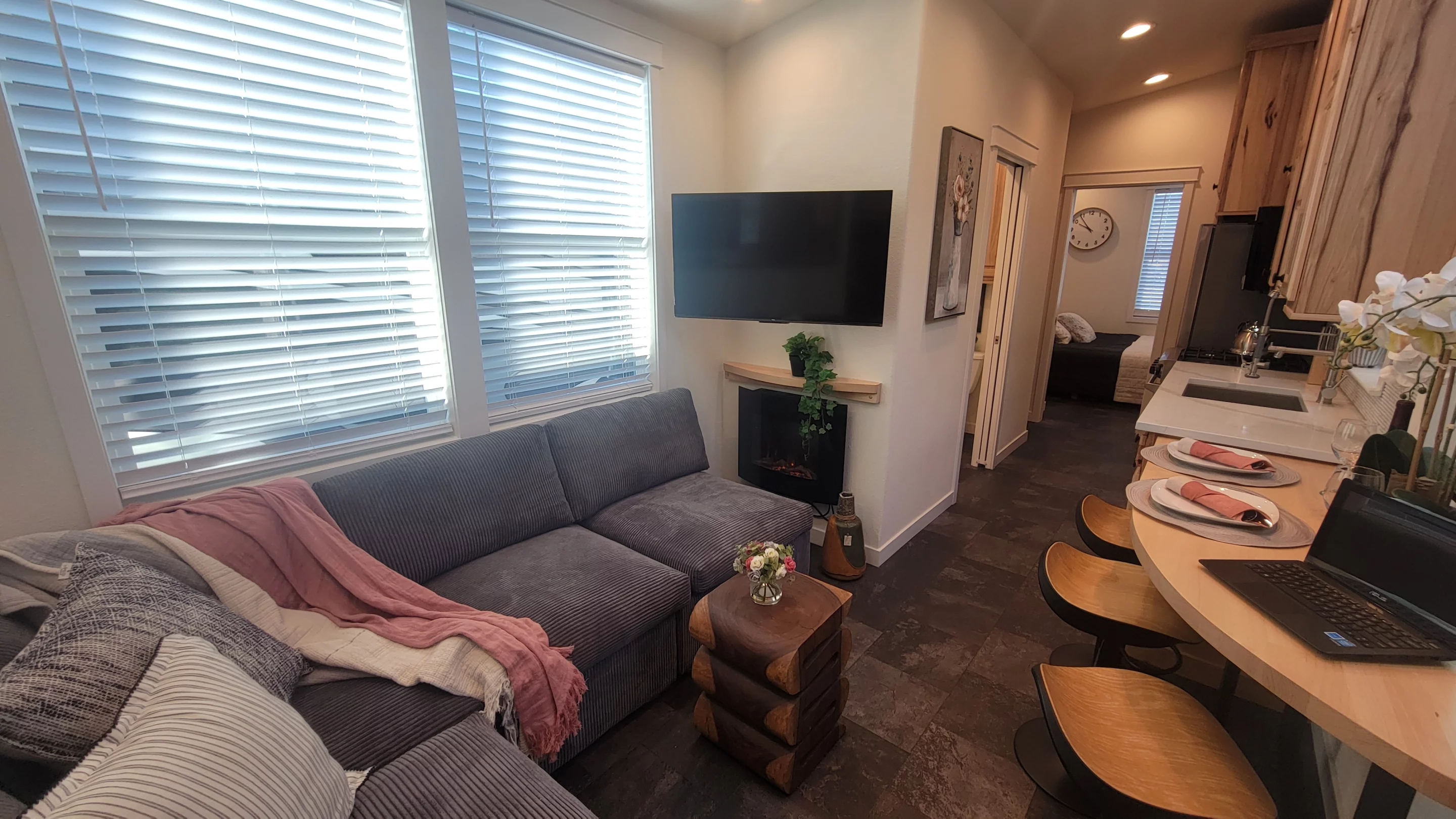 The Olivia Summit's interior measures roughly 395 sq ft (36.7 sq m), all of which is arranged on one floor