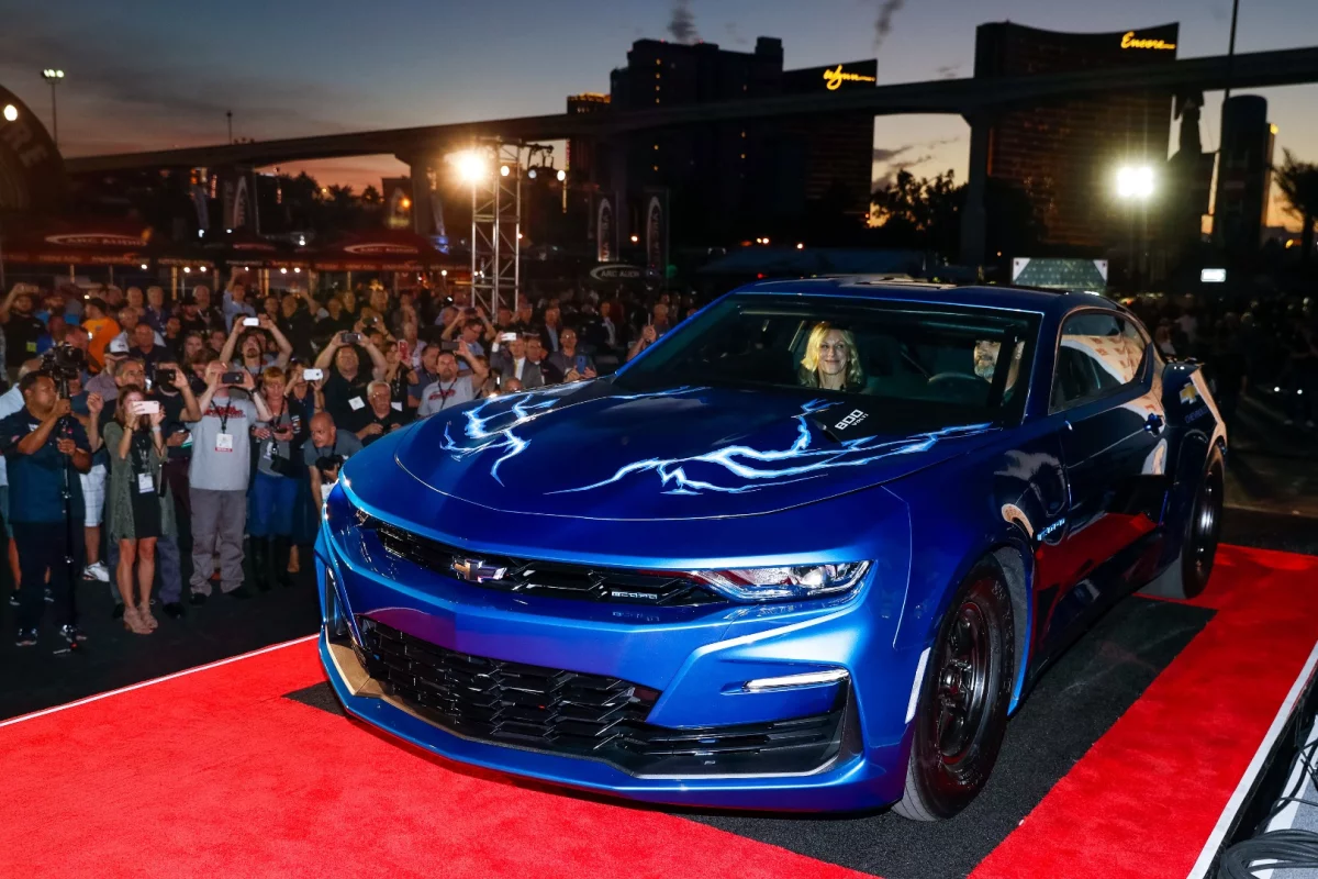 Chevy debuts the eCOPO Camaro at the 2018 SEMA Show