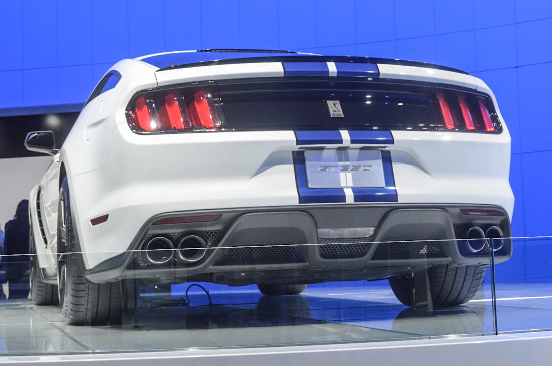 The Shelby Mustang GT350 at the LA auto show (Photo: CC Weiss / Gizmag.com)