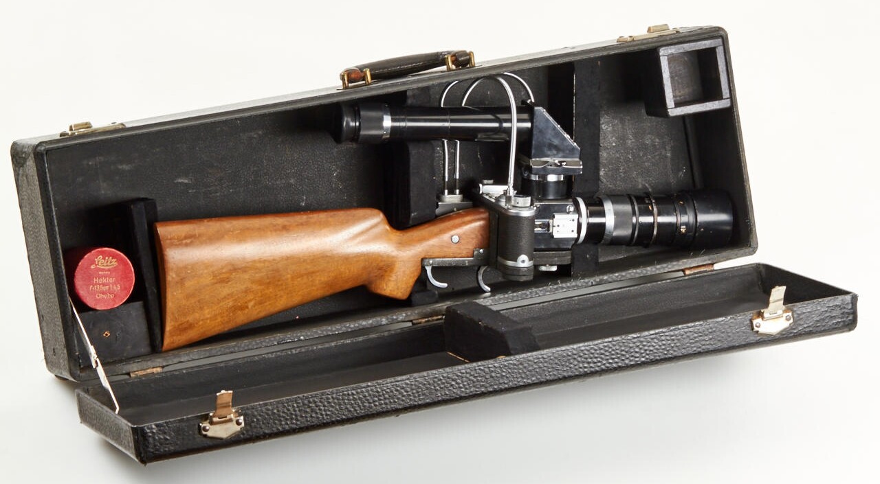 The New York Leica Gun RIFLE Prototype comes with the original carry case