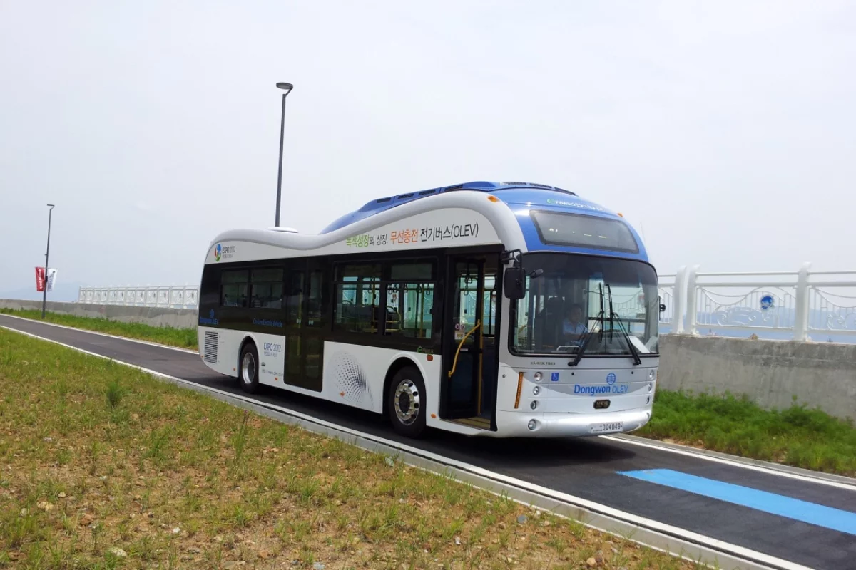 One of Gumi's two new buses that will draw power from the road using the Online Electric Vehicle (OLEV) system