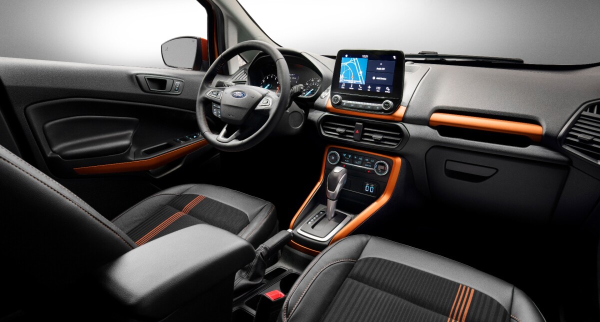The touchscreen in the EcoSport replaces a button-heavy console