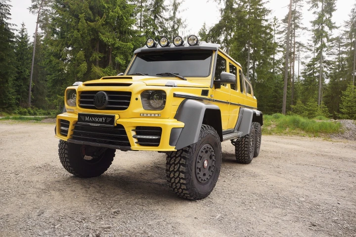 Mansory tunes the Mercedes G63 AMG 6x6