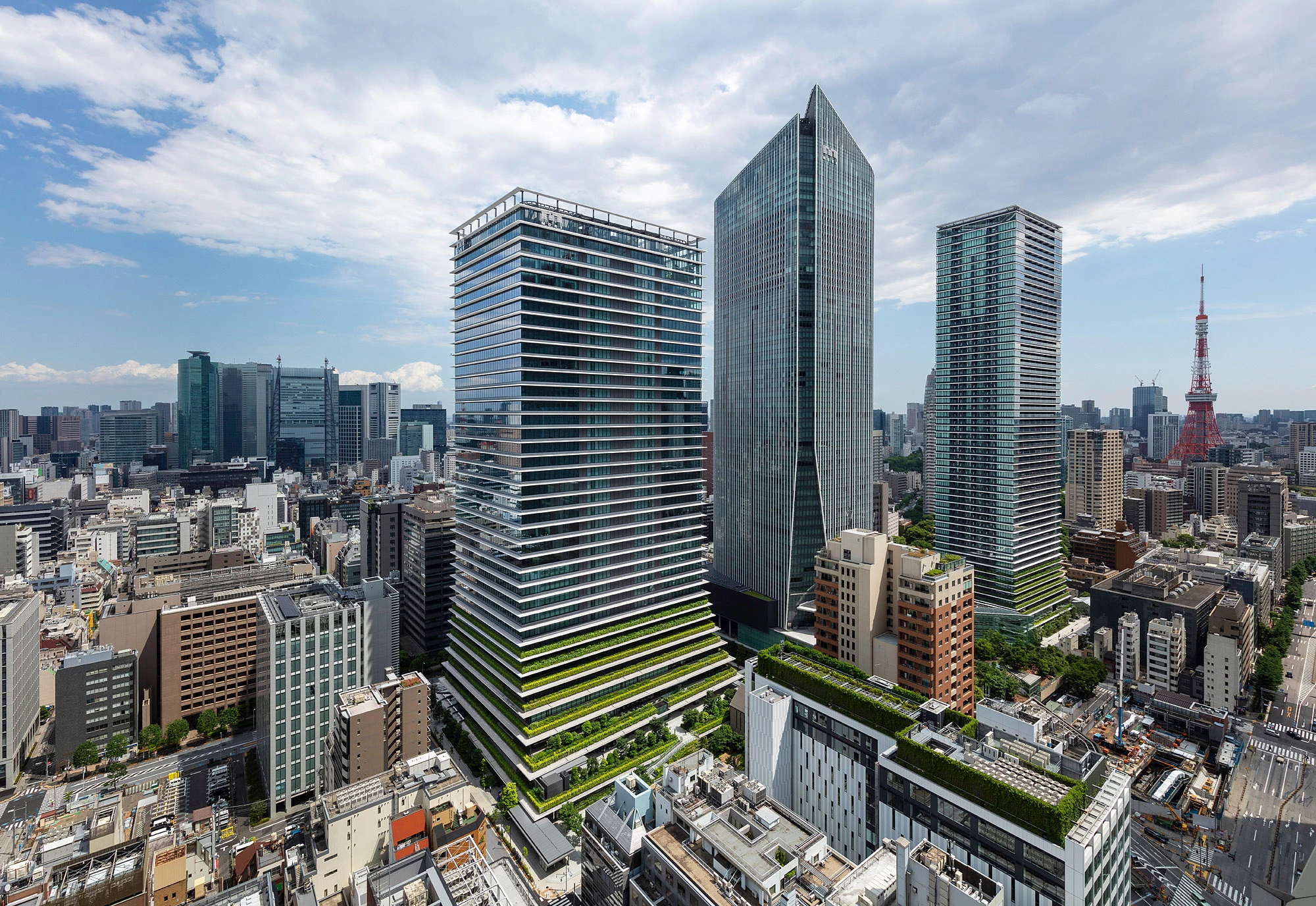 The new Toranomon towers flank the tallest skyscraper in Tokyo