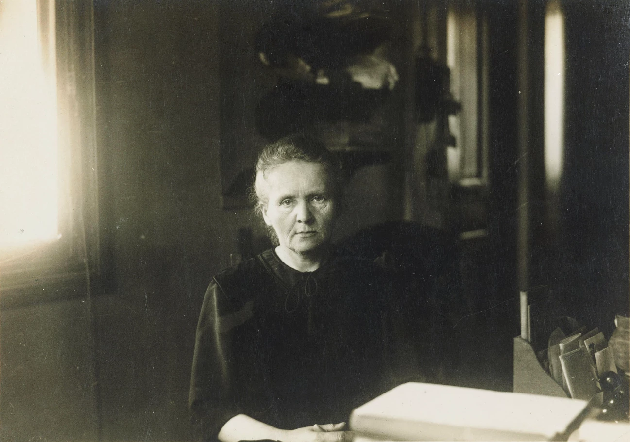 Thèses présentées a la Faculté des Sciences de Paris pour obtenir le grade de docteur ès sciences physiques by Marie Curie (1903) | Auction Description | Estimate: $10,128 to $15,192 | Auction Date: July 9, 2019