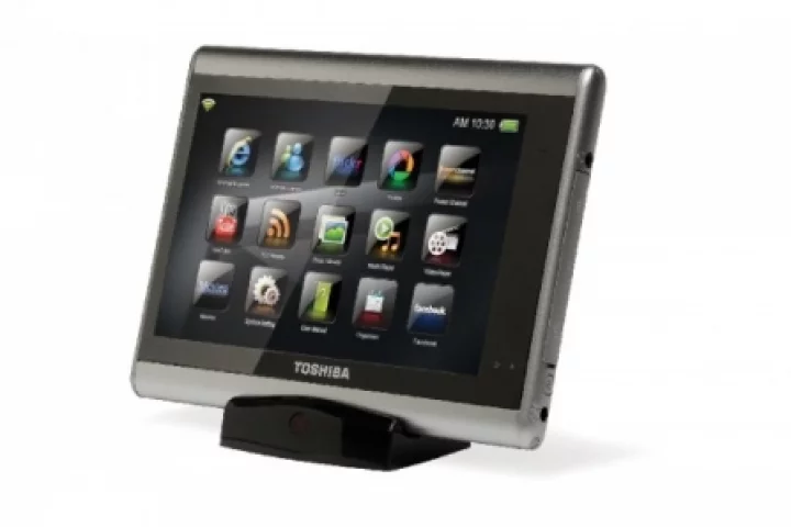 The Toshiba JournE touch puts entertainment and connectivity at families' fingertips