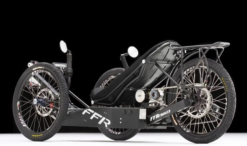 The lower two models, the 311 Solo and the 411 Hyperlite, have a reported motor-only range of 56 miles (90 km) when traveling at 20 mph – the 422 Alpha, by contrast, can apparently manage 111 miles (179 km)
