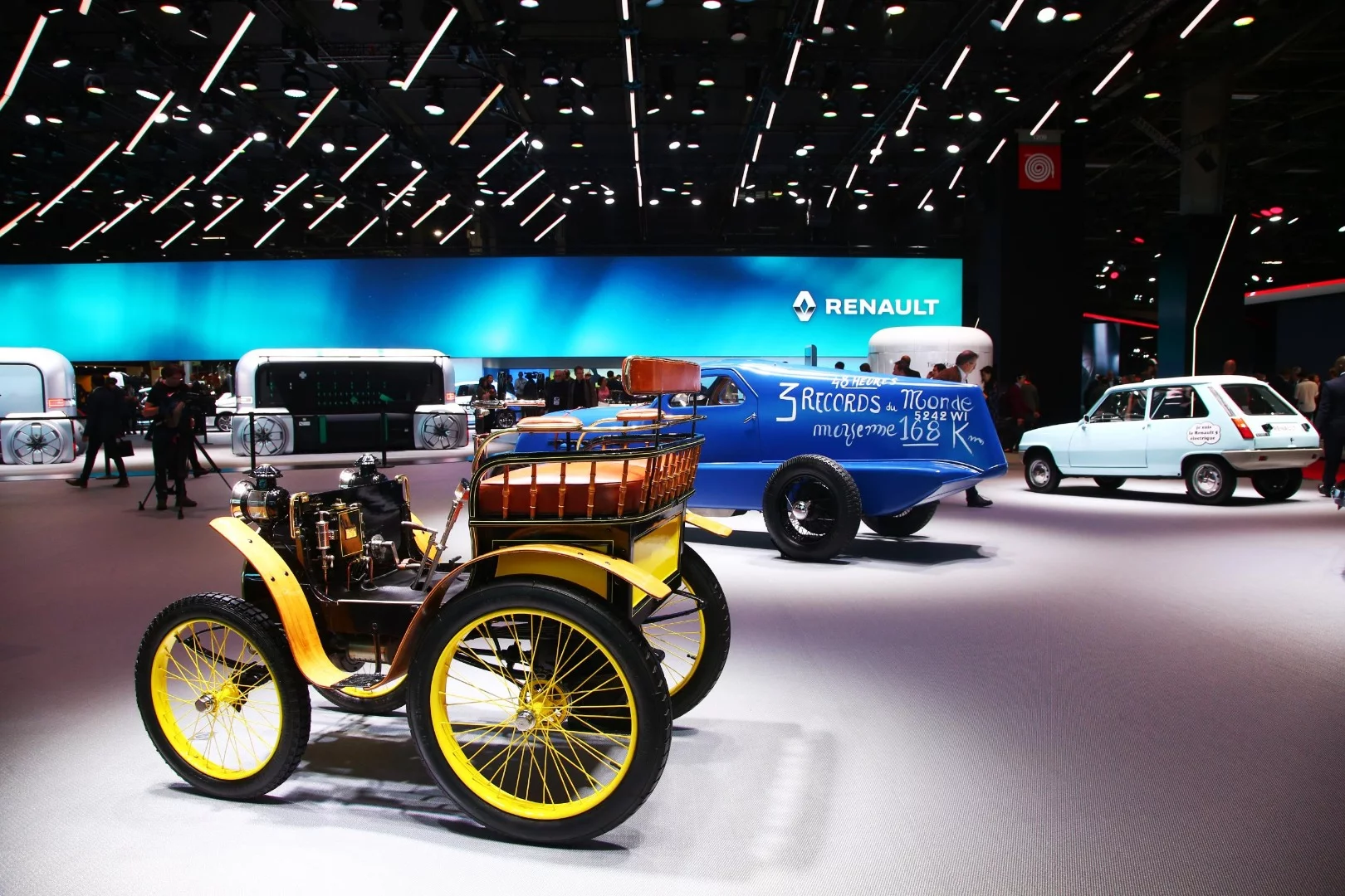 Renault has quite an exhibit in Paris
