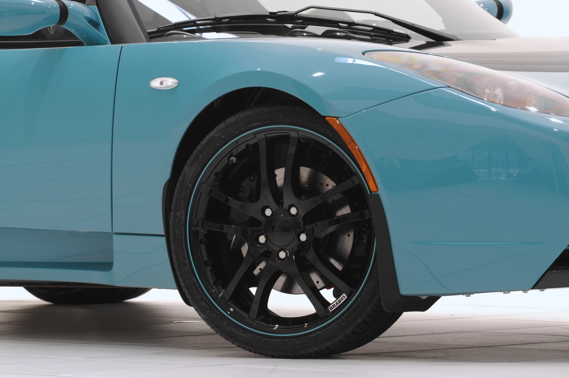 The TESLA Roadster Sport BRABUS Green Package