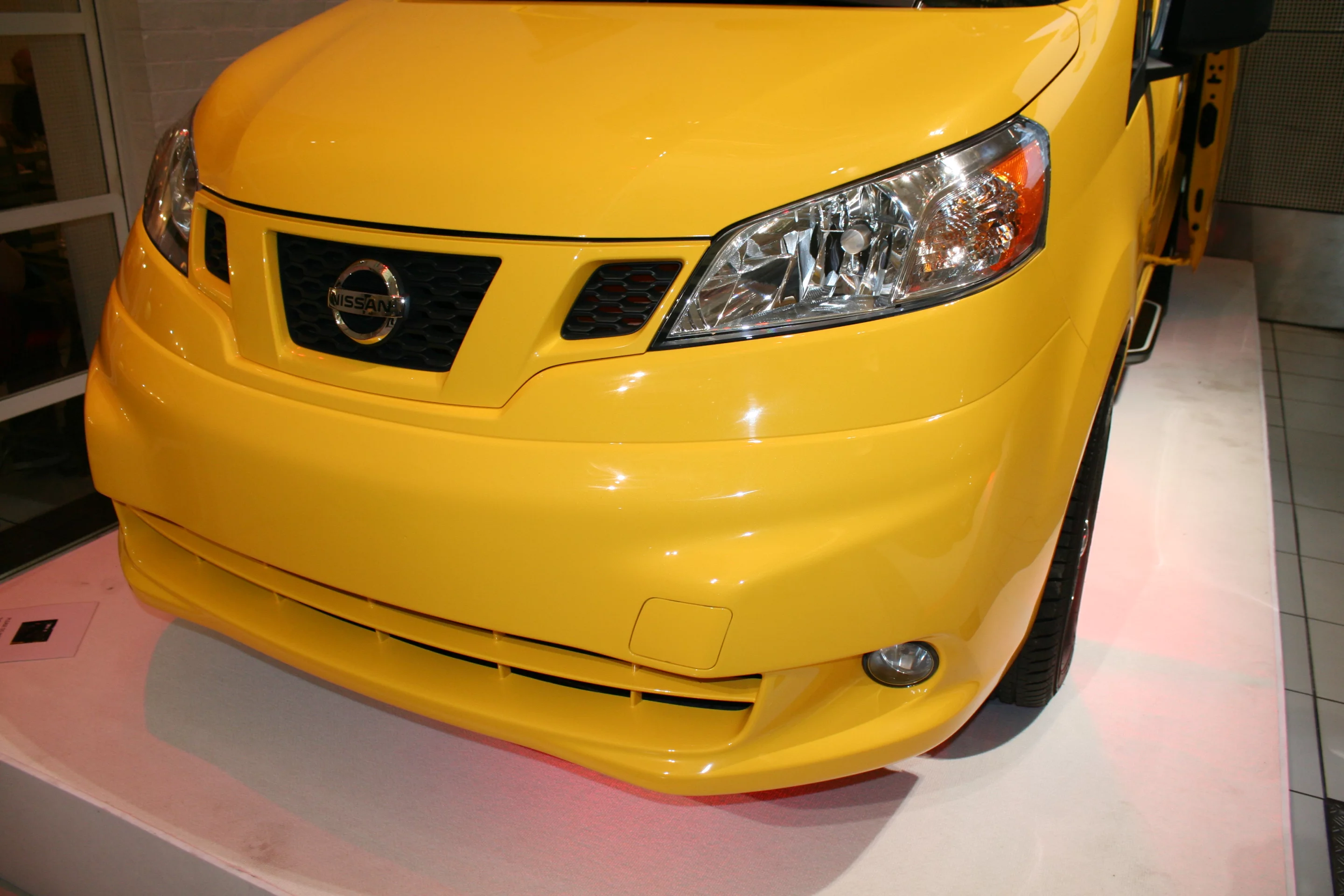 The NV200 NYC livery (Photo: Gizmag)