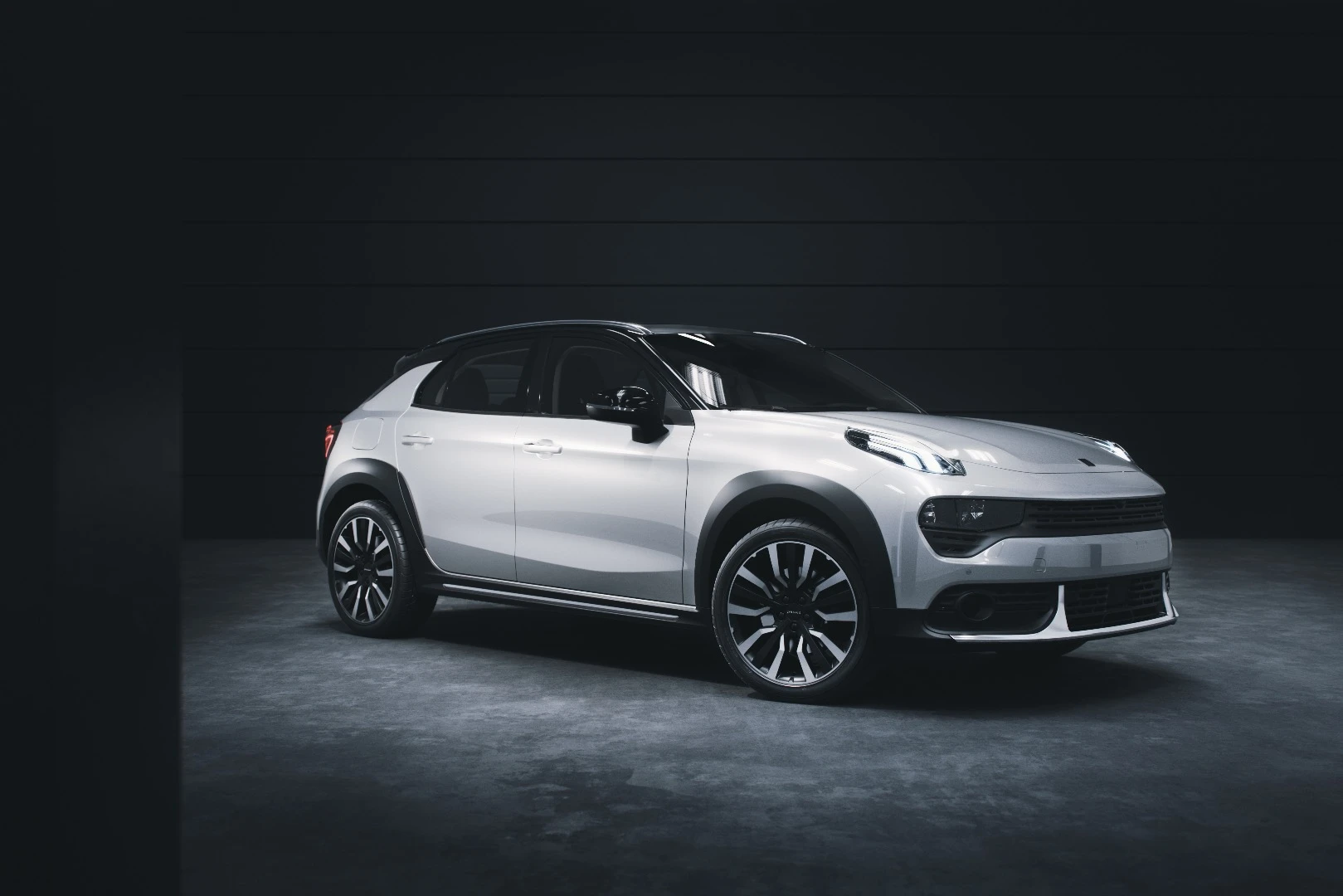 The model combines the body of a hatchback with the chassis of an SUV