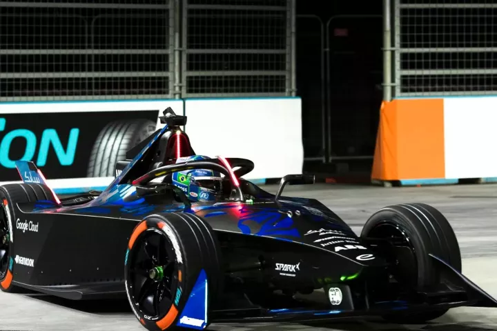 Jake Hughes from NEOM McLaren Formula E team has driven a modified Gen3 electric racer to a new indoor land speed world record