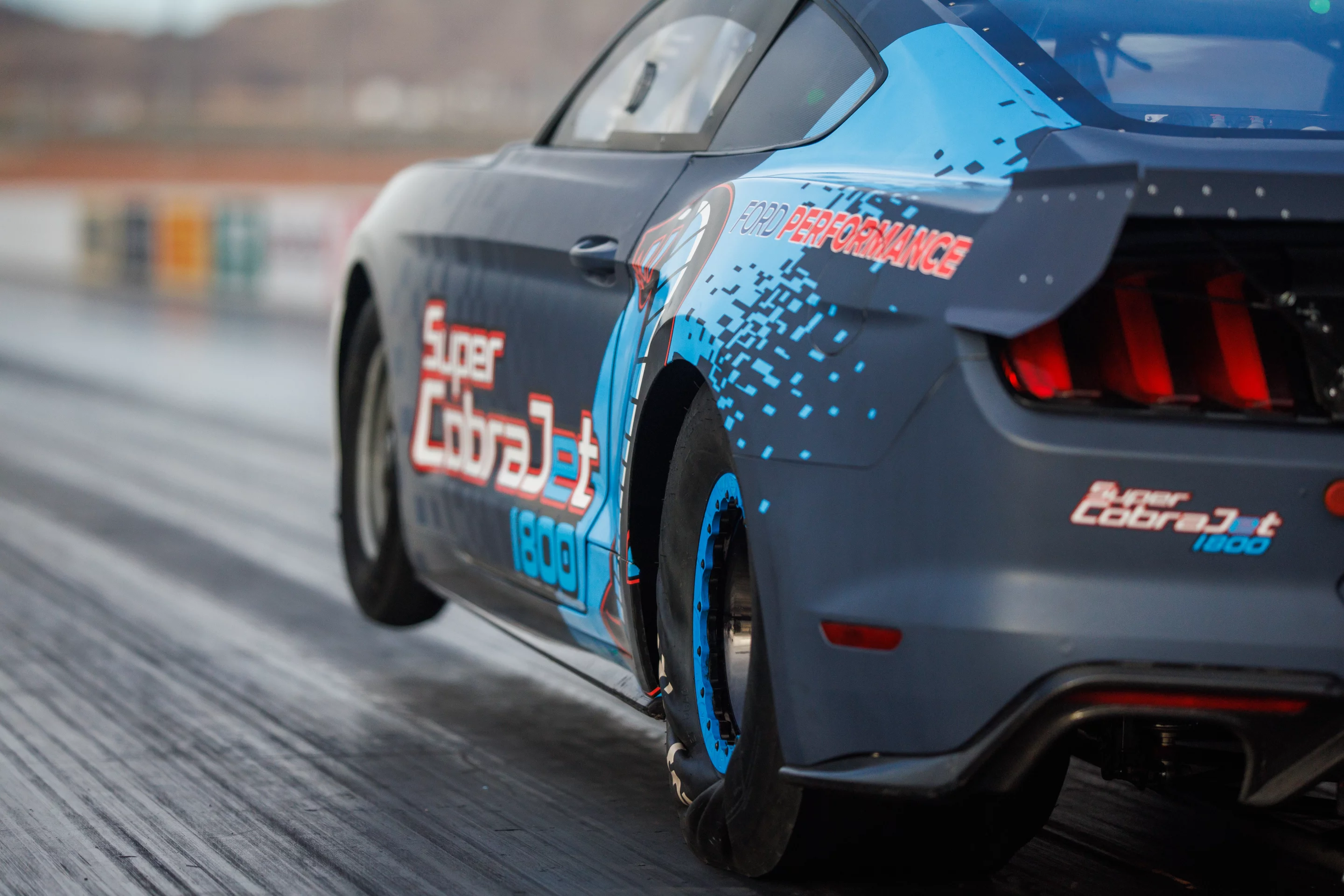 Ford aims to best its own quarter-mile time with the new Mustang Super Cobra Jet 1800